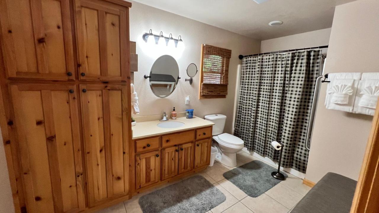 Mistletoe Cabin- Private Cabin W Views, Hottub, Pet Friendly Murphy Bagian luar foto