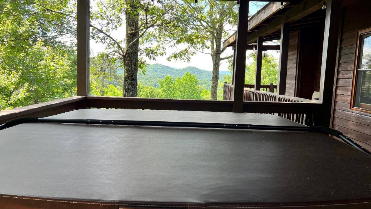 Mistletoe Cabin- Private Cabin W Views, Hottub, Pet Friendly Murphy Bagian luar foto