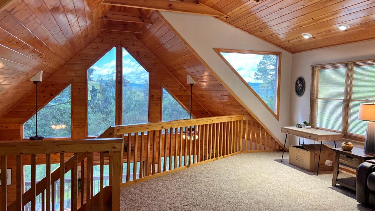 Mistletoe Cabin- Private Cabin W Views, Hottub, Pet Friendly Murphy Bagian luar foto
