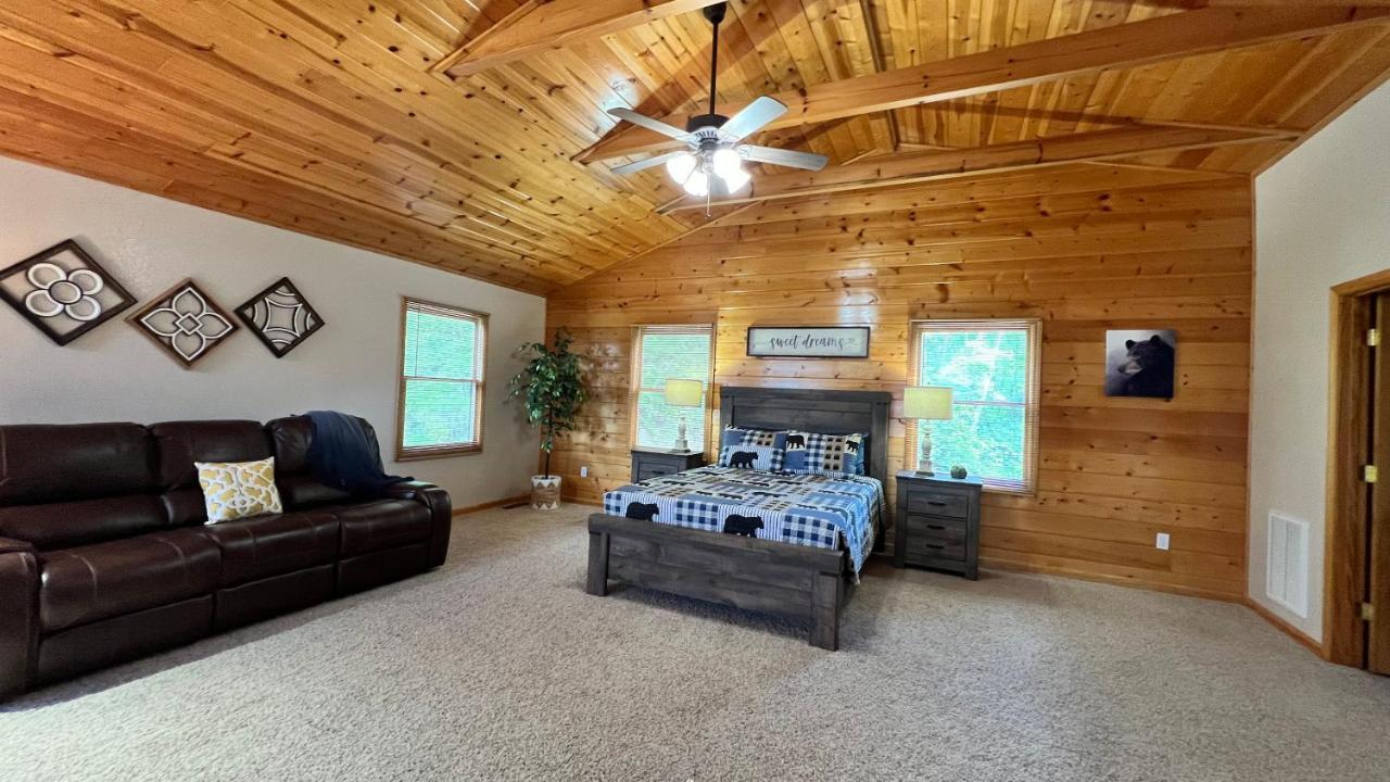 Mistletoe Cabin- Private Cabin W Views, Hottub, Pet Friendly Murphy Bagian luar foto